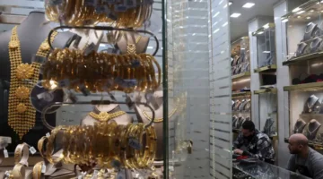 تحركات جديدة.. سعر الذهب في مصر يسجل مستويات مرتفعة وسط ترقب للأسواق بـ 2025